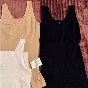 Dreamwear M L 3 tanks Black and tan Shape wear NWT Sonoma Tunic white